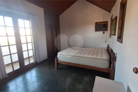 Casa para alugar com 3 quartos, sendo 2 suítes, em Praia Rasa, Armação dos Búzios, RJ