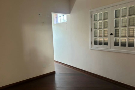 Casa com 3 dormitórios à venda, 330 m² por R$ 2.770.000,00 - Ponta da Praia - Santos/SP