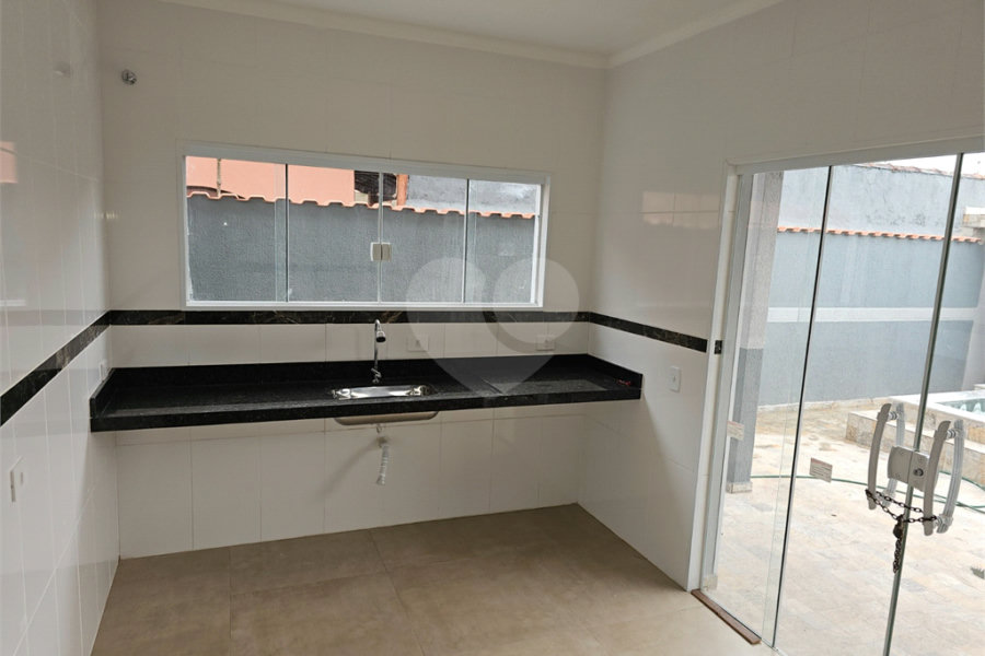 Casa Térrea à venda com 3 quartos, sendo 1 suíte,  em Região do Gaivota, Itanhaém, SP