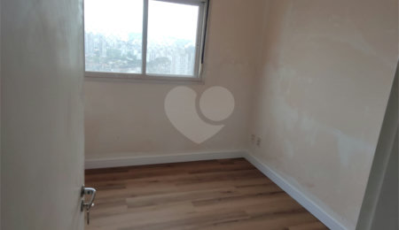 Apartamento à venda com 2 quartos, sendo 1 suíte,  em Vila Andrade, São Paulo, SP