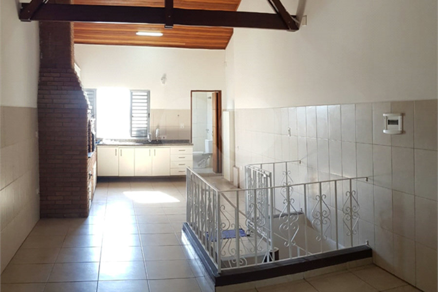 Sobrado à venda com 2 quartos, sendo 1 suíte, em Tremembé, São Paulo, SP