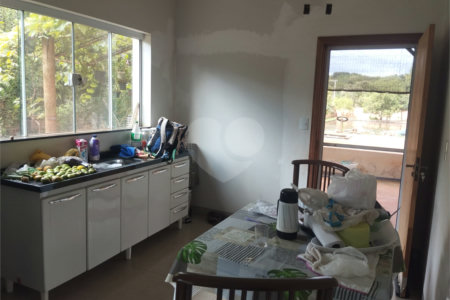Chácara à venda com 3 quartos, sendo 1 suíte, em Chácara Flora Araraquara, Araraquara, SP