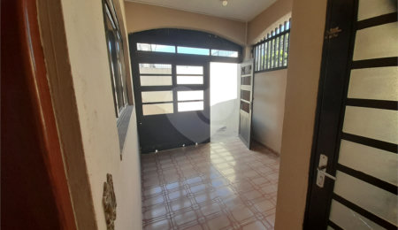 Sobrado à venda com 3 quartos, sendo 2 suítes, em Vila Gustavo, São Paulo, SP