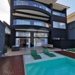 Casa à venda ou para alugar com 4 suítes em Parque dos Príncipes, São Paulo, SP