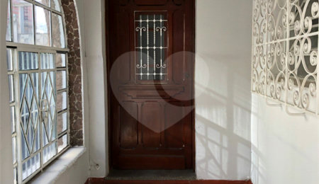 Casa à venda com 10 quartos em Santana, São Paulo, SP