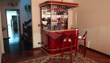 Casa à venda com 6 quartos, sendo 2 suítes,  em Jardim França, São Paulo, SP