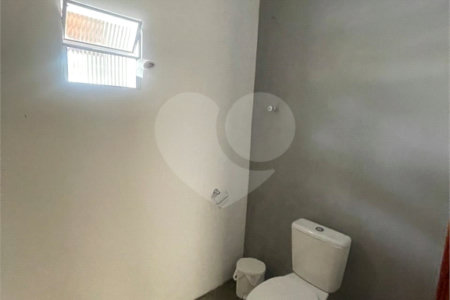 Sobrado à venda com 3 quartos, sendo 1 suíte,  em Jardim Armênia, Mogi das Cruzes, SP