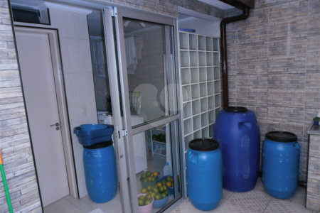 Sobrado à venda com 3 quartos, sendo 1 suíte, em Sumarezinho, São Paulo, SP