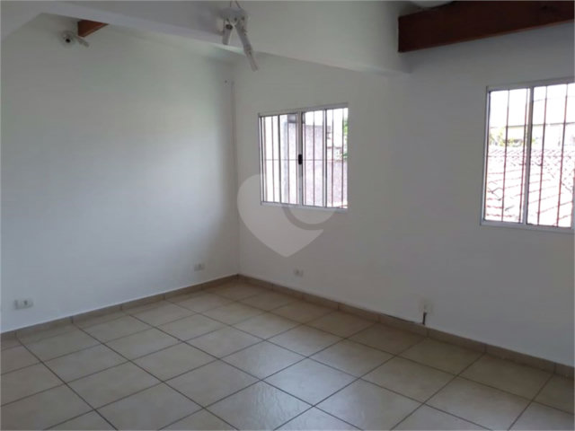 Casa Térrea à venda com 3 quartos, sendo 2 suítes,  em Chácara Santo Antônio, São Paulo, SP