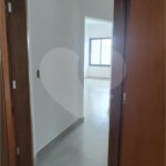 Casa Térrea à venda com 3 quartos, sendo 1 suíte,  em Nova Cerejeira, Atibaia, SP