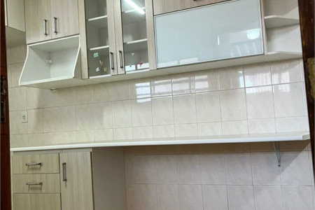 Casa à venda com 3 quartos, sendo 1 suíte,  em Jardim Monte Kemel, São Paulo, SP