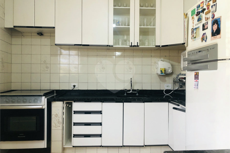 Sobrado à venda com 3 quartos, sendo 1 suíte, em Vila Romero, São Paulo, SP
