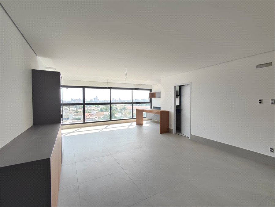 Apartamento à venda com 3 suítes em Vila Castelo Branco, Indaiatuba, SP