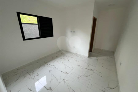 Casa à venda com 2 quartos, sendo 1 suíte,  no Centro, Bom Jesus dos Perdões, SP