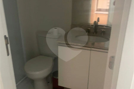 Apartamento à venda com 2 quartos, sendo 1 suíte, em Parque São Jorge, São Paulo, SP