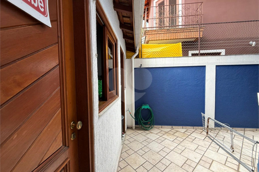 Casa à venda ou para alugar com 3 quartos, sendo 1 suíte, no condomínio Da Serra, São Paulo - SP