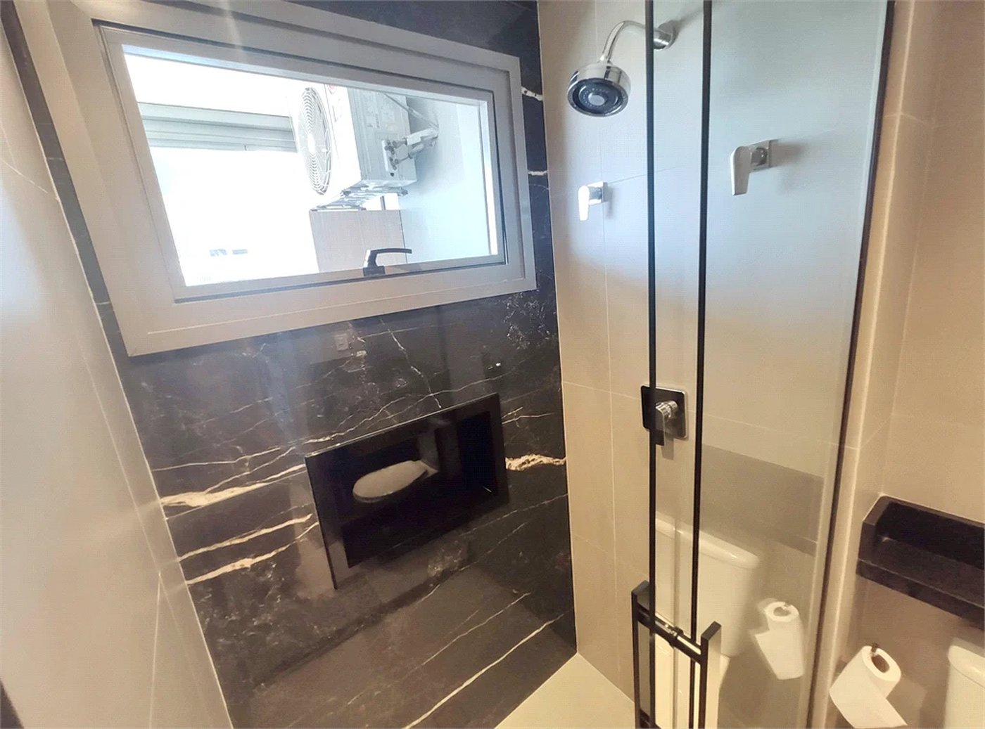 Apartamento à venda ou para alugar com 1 suíte em Pinheiros, São Paulo, SP