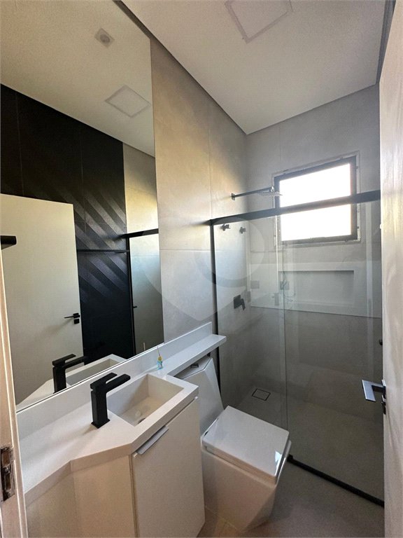 Casa à venda com 4 suítes no condomínio Granja Anita, Mogi das Cruzes - SP