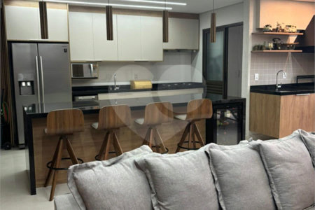 Apartamento à venda com 3 suítes em Vila Assunção, Santo André, SP