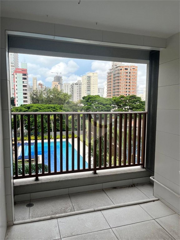 Apartamento à venda com 3 quartos, sendo 1 suíte, em Brooklin Novo, São Paulo, SP