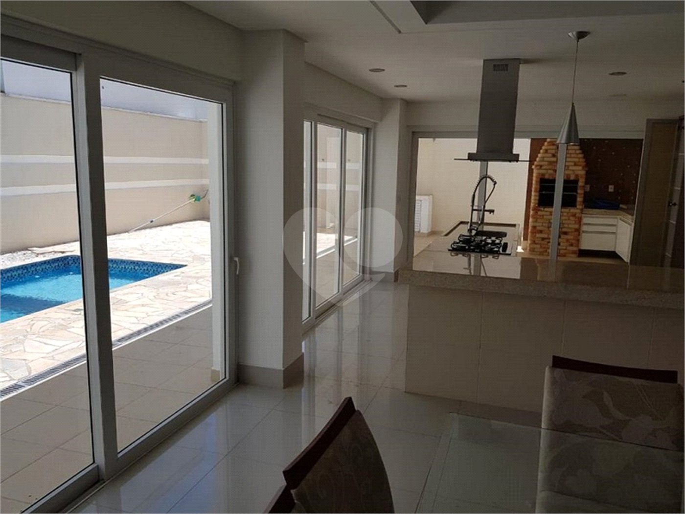 Casa à venda com 3 suítes no condomínio Residencial Parque Esplanada, Votorantim - SP