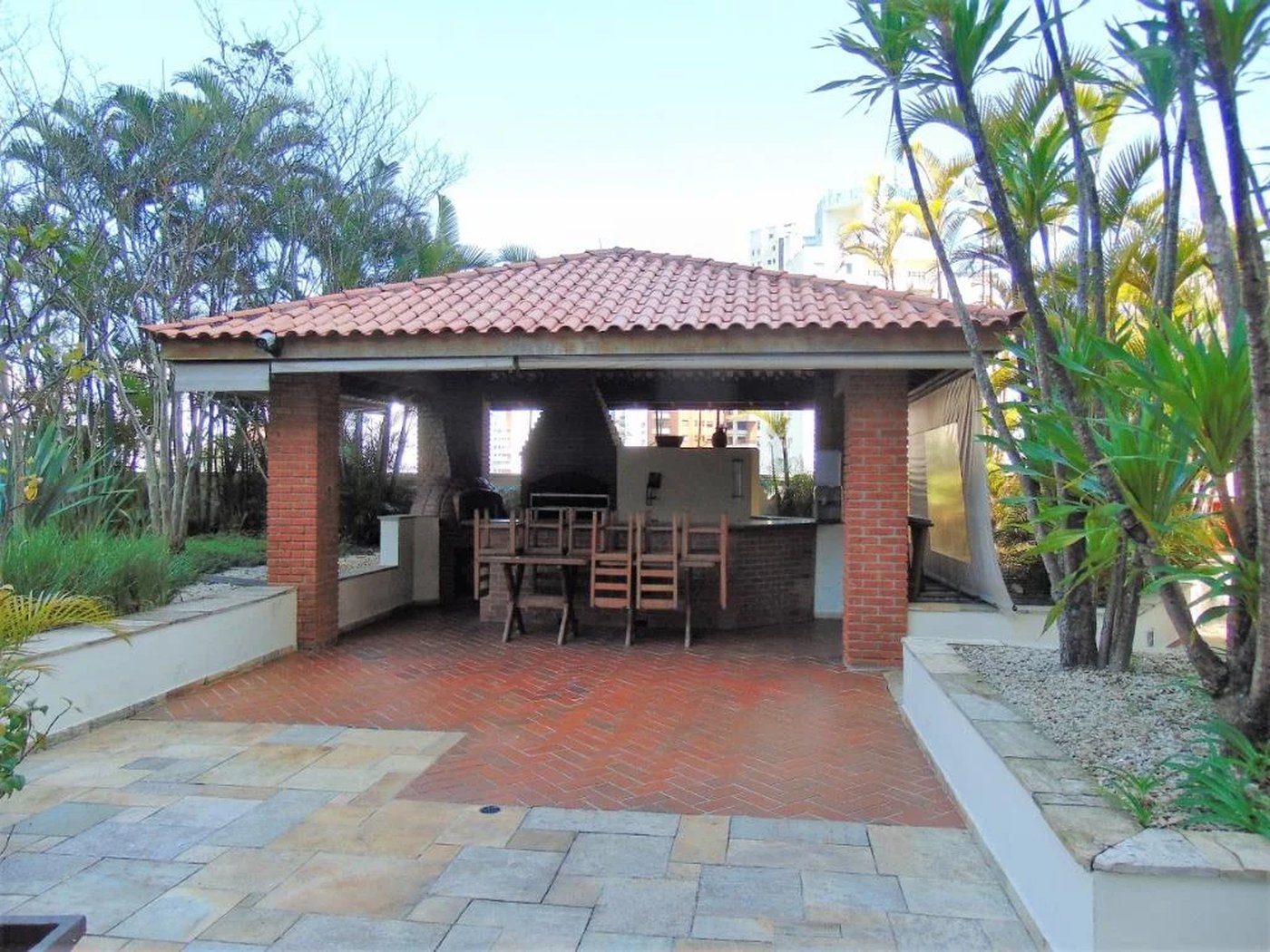 Apartamento à venda com 3 quartos, sendo 2 suítes, em Vila Suzana, São Paulo, SP