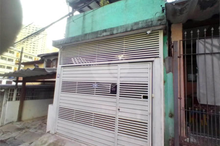 Sobrado à venda com 3 quartos em Água Fria, São Paulo, SP