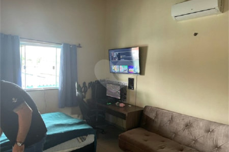 Sobrado à venda com 3 quartos, sendo 2 suítes,  em Jardim Alvinópolis Ii, Atibaia, SP