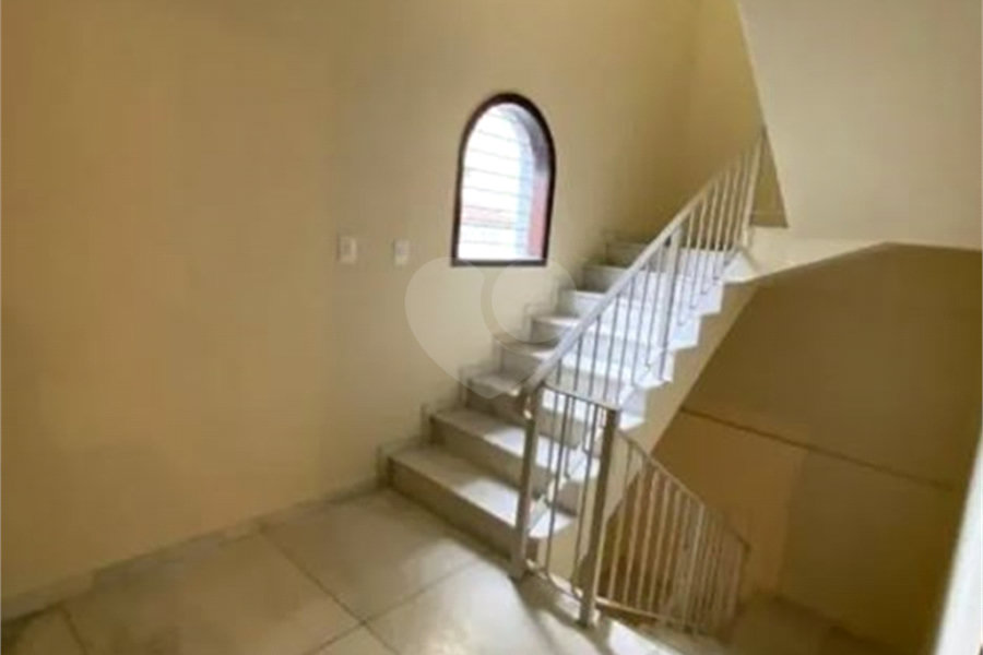 Sobrado à venda ou para alugar com 5 quartos, sendo 3 suítes, em Santana, São Paulo, SP