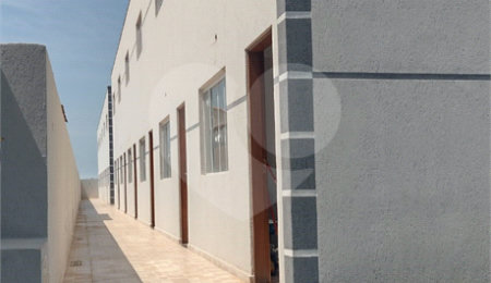 Casa à venda com 2 quartos no condomínio Residencial Bella Suissa, Mogi das Cruzes - SP