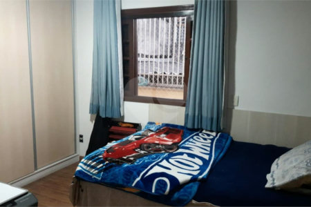 Casa à venda com 3 quartos, sendo 1 suíte, em Vila Dalva, São Paulo, SP