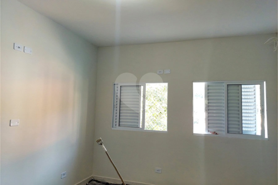 Casa à venda com 3 quartos, sendo 1 suíte, em Barreiro, Mairiporã, SP