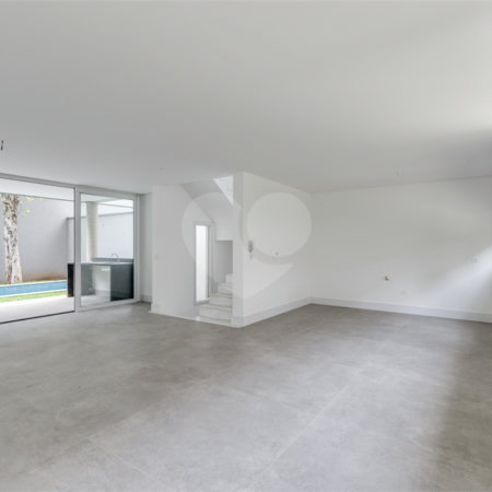 Casa à venda com 4 suítes no condomínio Venezia, São Paulo - SP