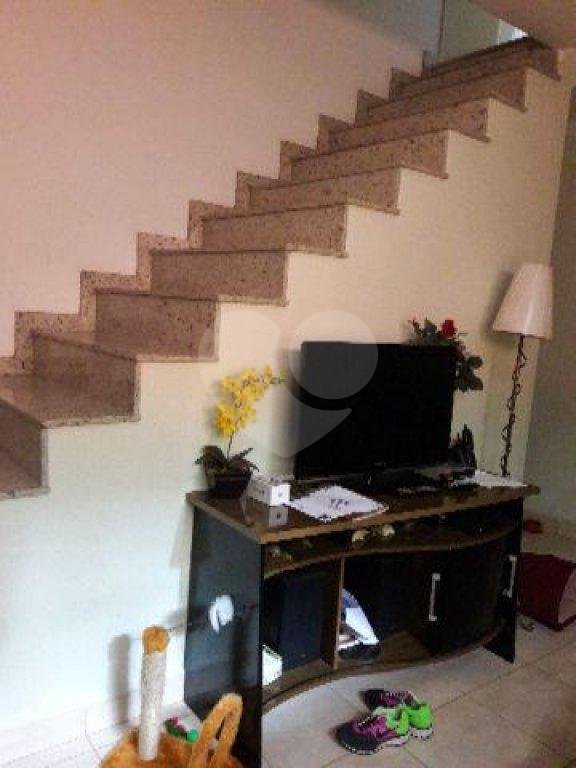 Casa à venda com 3 quartos, sendo 1 suíte, no condomínio Elias Imóveis - Ida Boschetti, São Paulo - SP
