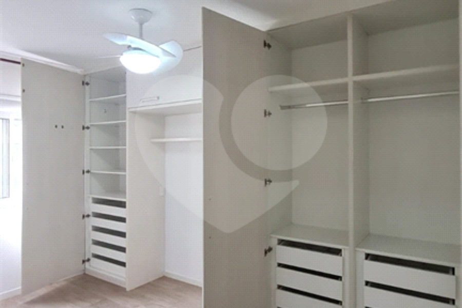 Apartamento à venda com 2 quartos, sendo 1 suíte,  em Barra Funda, São Paulo, SP