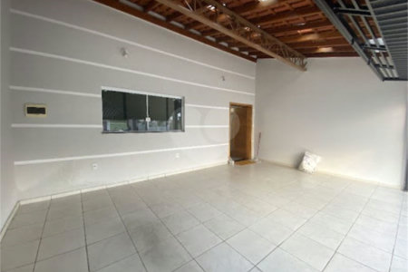 Casa à venda com 4 quartos, sendo 2 suítes,  em Jardim Santa Marta III, Salto, SP