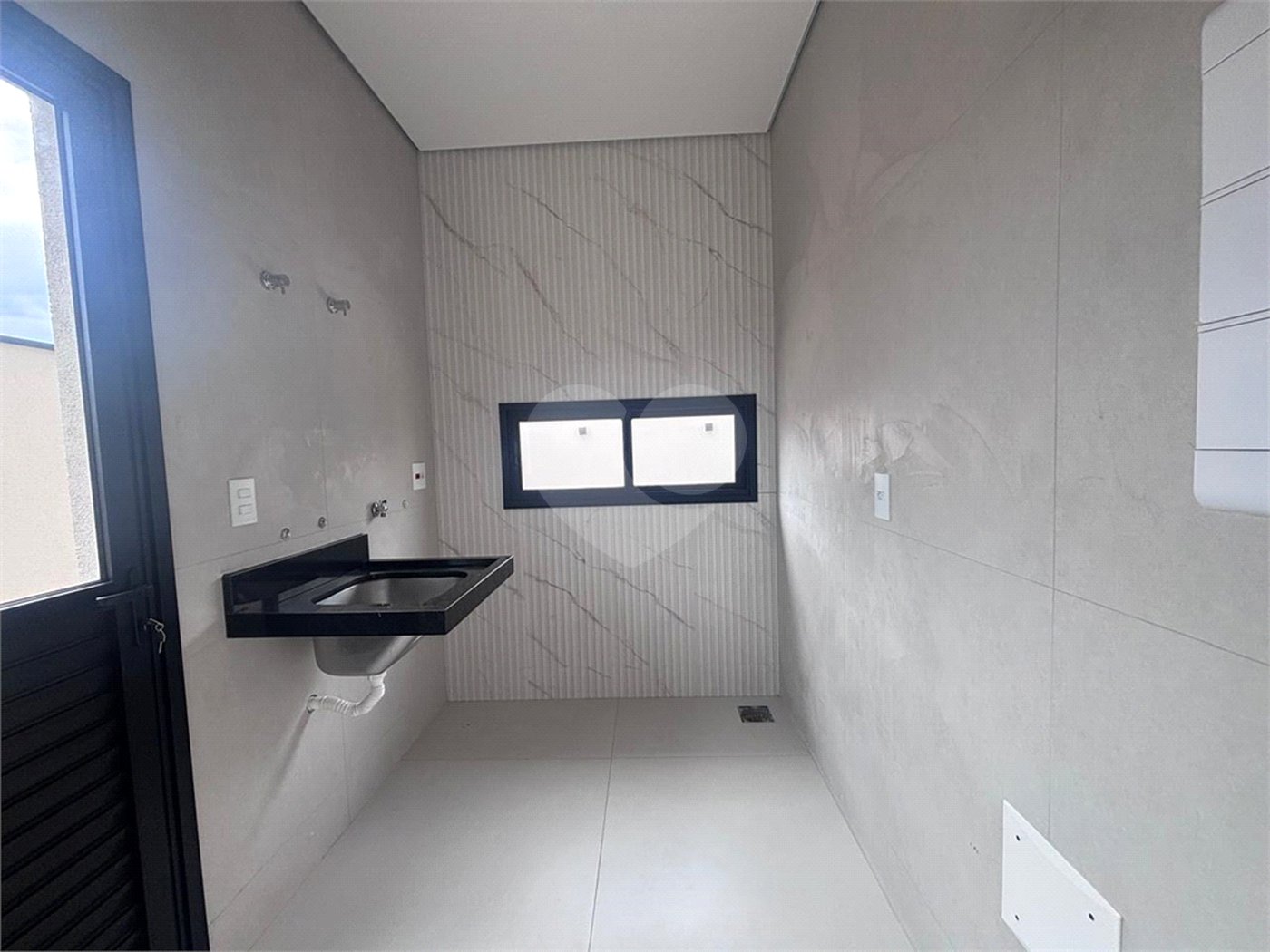 Casa à venda com 3 suítes no condomínio Campos do Conde I e II, Sorocaba - SP