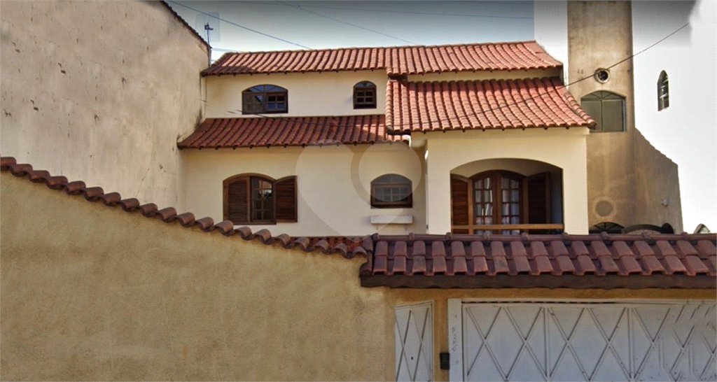 Sobrado à venda com 3 quartos, sendo 1 suíte, em Vila Gustavo, São Paulo, SP