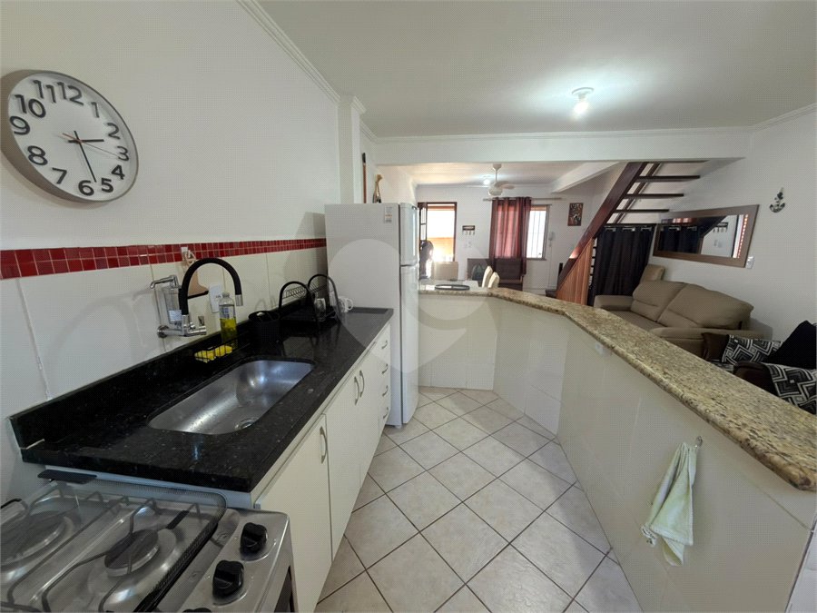 Casa em condomínio à venda com 2 suítes em Palmeiras, Cabo Frio, RJ