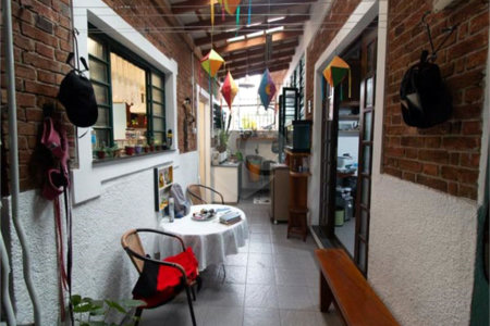 Sobrado à venda com 3 quartos, sendo 1 suíte, em Alto da Boa Vista, São Paulo, SP
