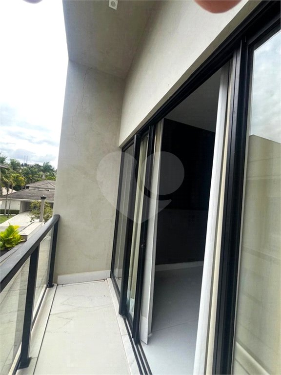 Casa à venda com 5 suítes no condomínio Tamboré II, Santana de Parnaíba - SP