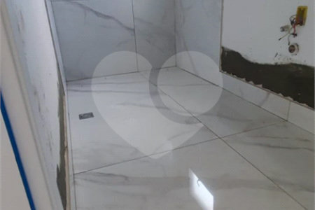 Casa à venda com 3 quartos, sendo 1 suíte,  no condomínio Terras de São Fernando, Cotia - SP
