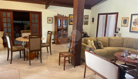 Casa à venda com 7 quartos, sendo 2 suítes,  no condomínio São Joaquim, Vinhedo - SP