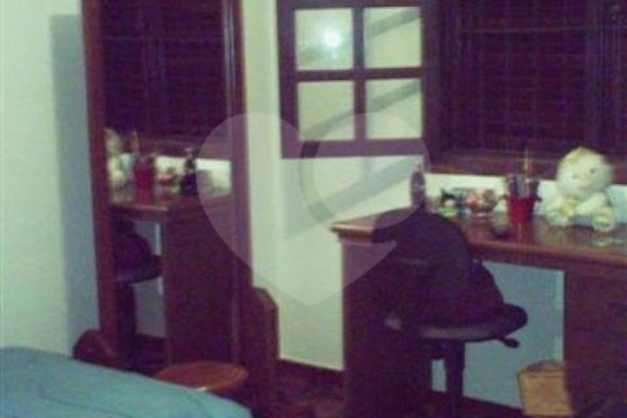 Sobrado à venda com 3 quartos, sendo 1 suíte, em Vila Nova Mazzei, São Paulo, SP
