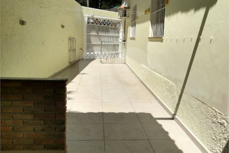 Casa Térrea à venda com 3 quartos em Campo Grande, São Paulo, SP