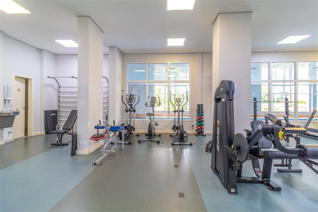 Apartamento à venda com 3 quartos, sendo 1 suíte,  em Morumbi, São Paulo, SP