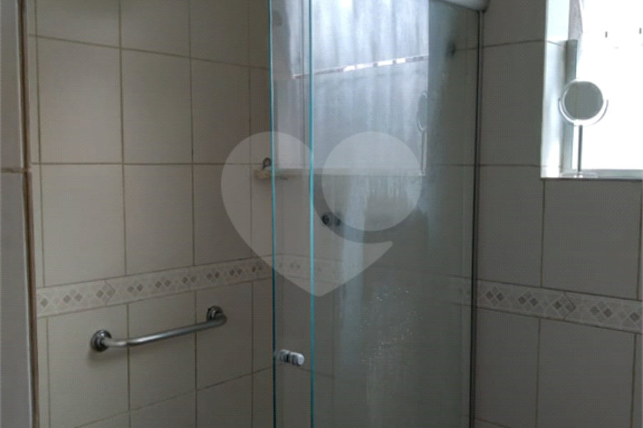 Sobrado à venda com 4 quartos, sendo 1 suíte,  em Limão, São Paulo, SP