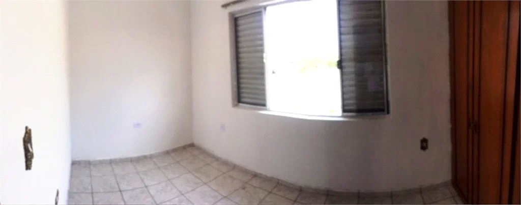 Sobrado à venda com 3 quartos em Parque Independência, São Paulo, SP