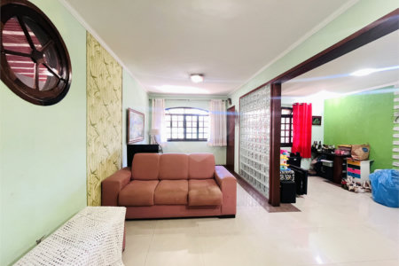 Casa à venda com 4 quartos, sendo 1 suíte, em Campo Grande, Rio de Janeiro, RJ