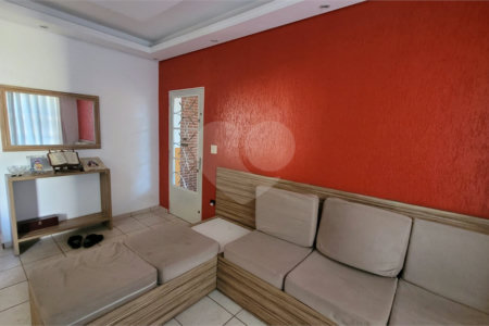 Casa à venda com 5 quartos, sendo 1 suíte, em Vila Hortência, Sorocaba, SP